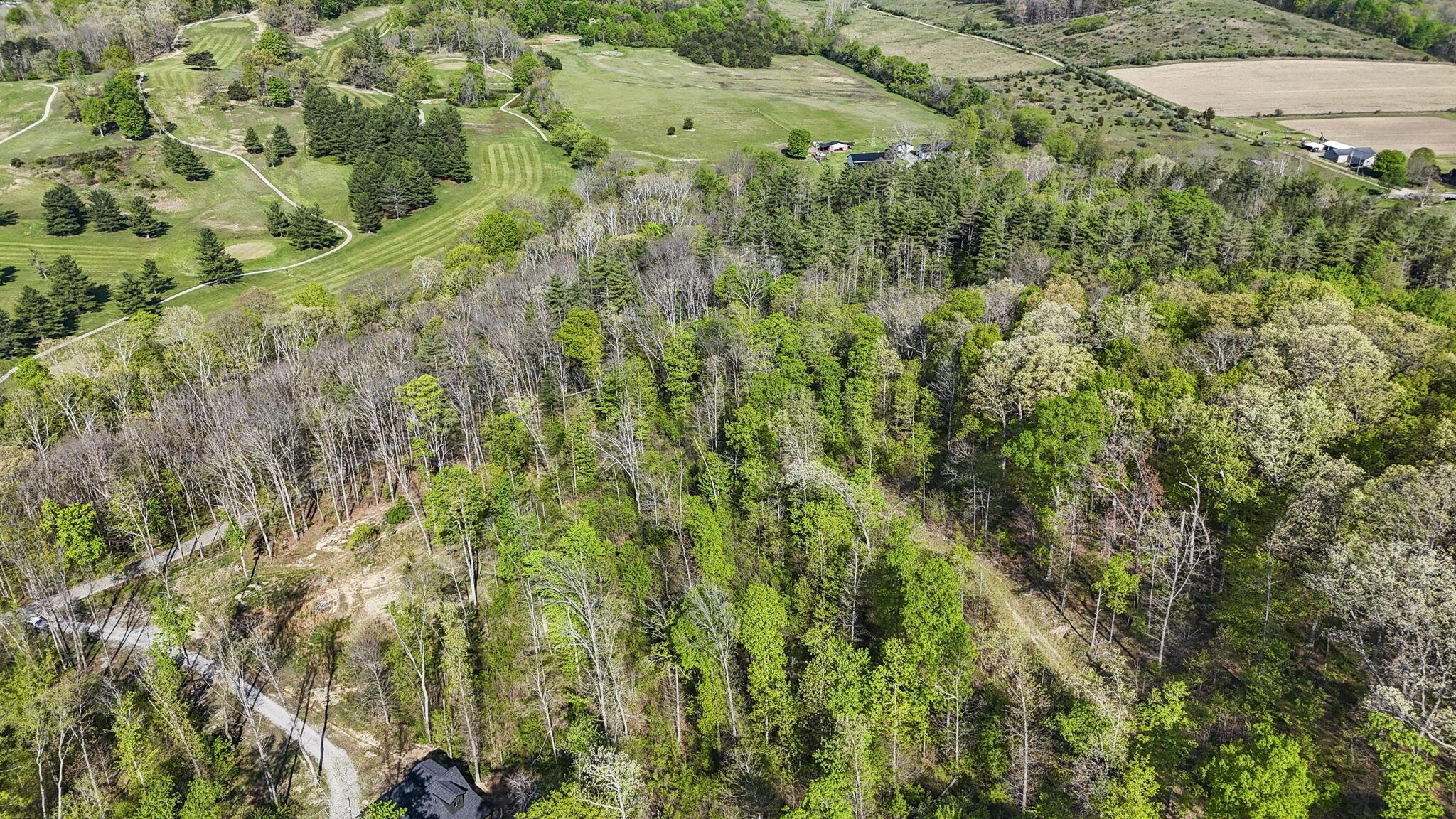 1588 Debord Road Chillicothe, OH 45601 - Photo 17 of 33 20-web-or-mls-DJI_20260423095619_0022_D