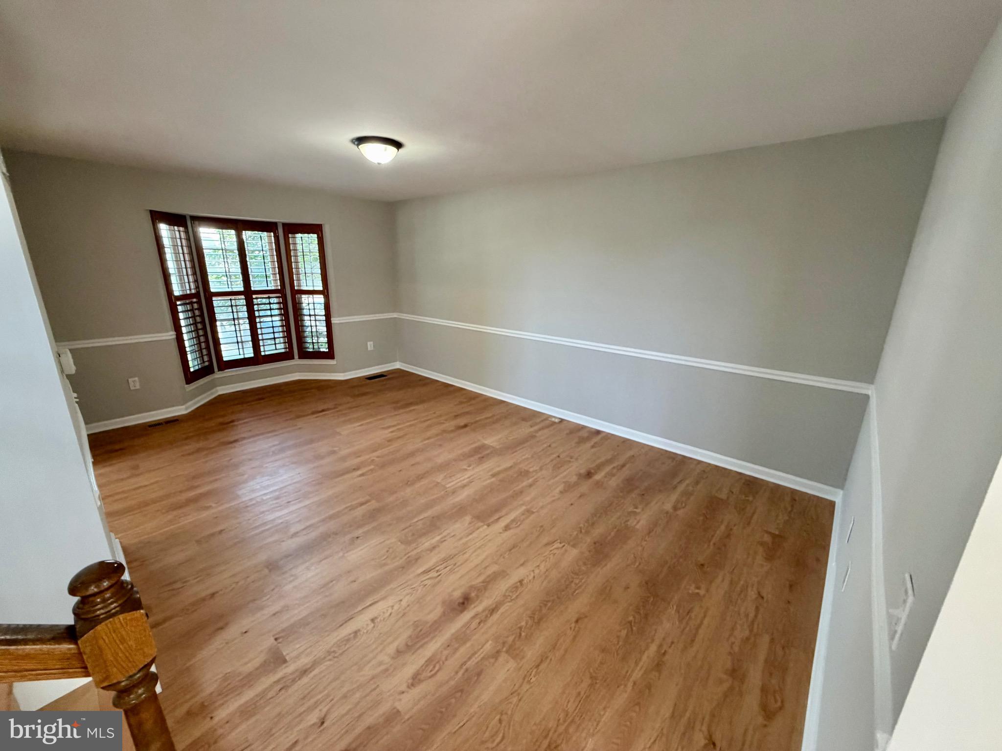 4409 Cole Farm Road Baltimore, MD 21236 - Photo 4 of 51 LIVING ROOM