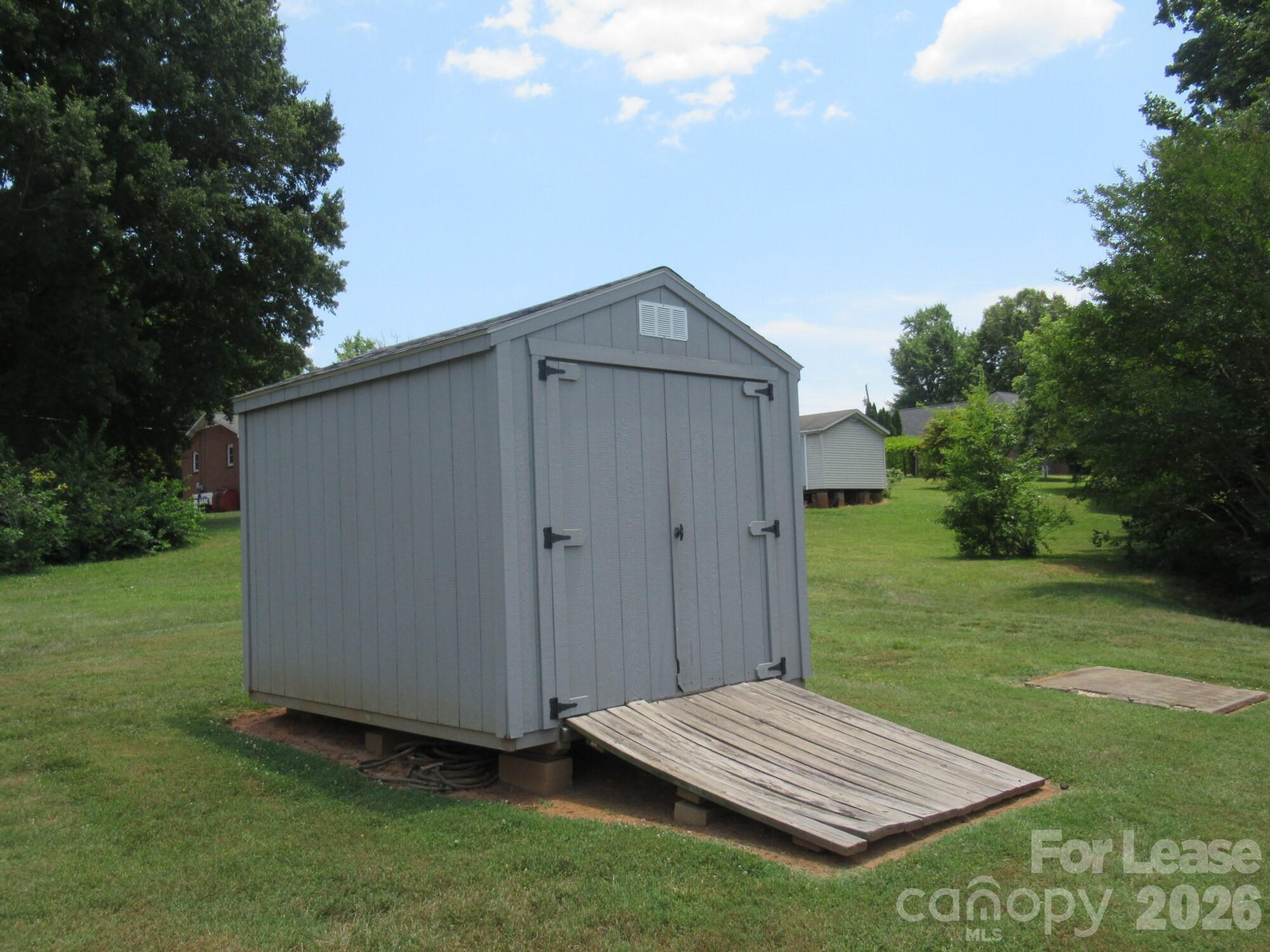 2828 Startown Road Newton, NC 28658 - Photo 17 of 18