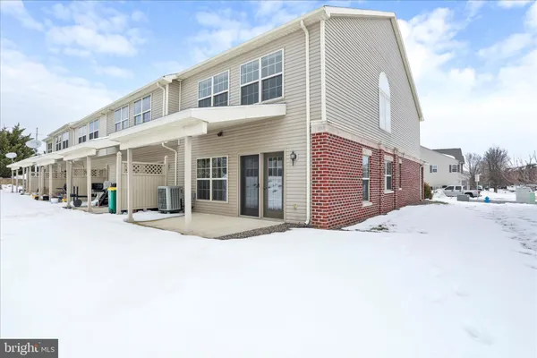 $2,195 | 9 Delano Drive, Chambersburg, PA 17201