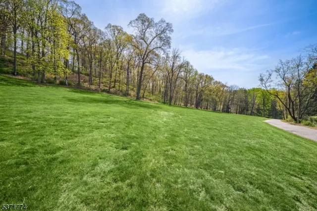 $1,595,000 | 50 Hidden Valley Road, Far Hills, NJ 07931