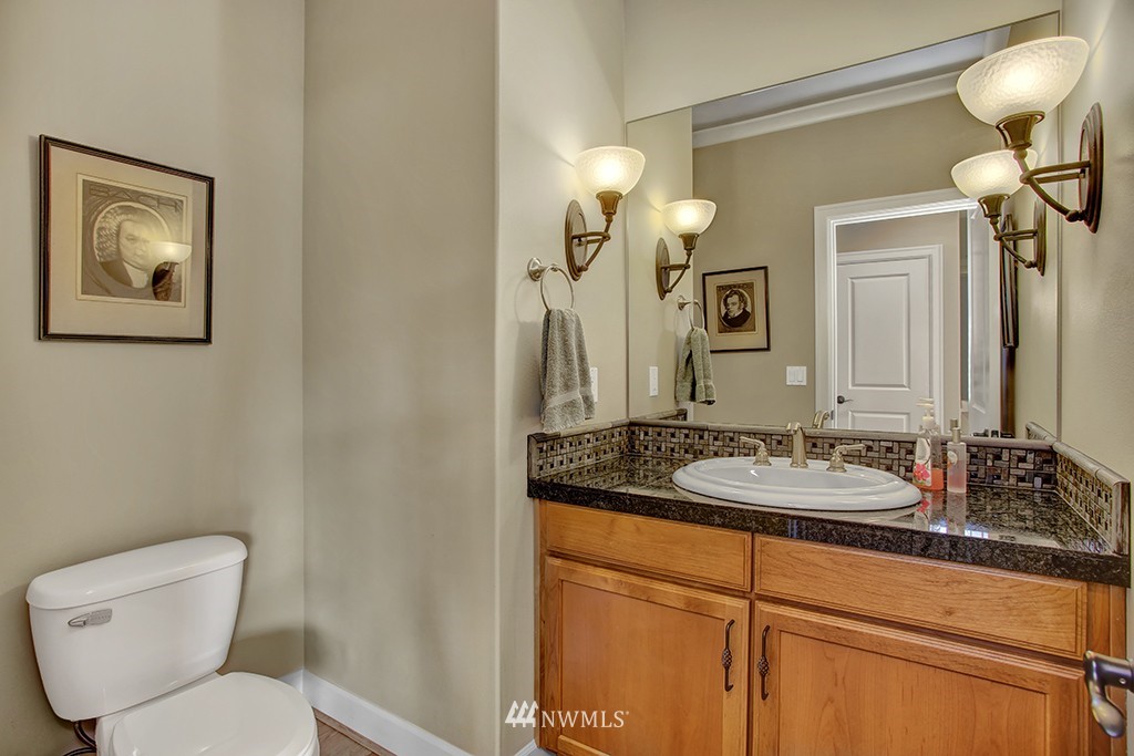 16307 Simonds Road Northeast Kenmore, WA 98028 - Photo 9 of 25