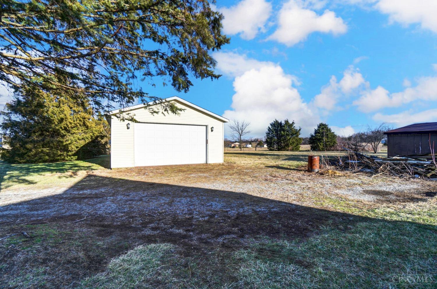 7081 Springfield Road Oxford, OH 45056 - Photo 15 of 23