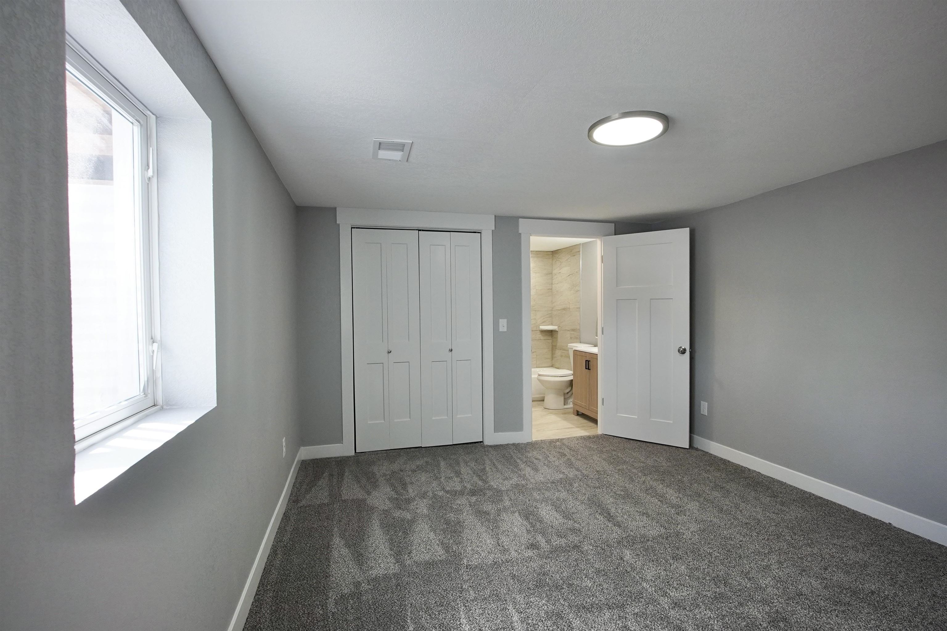 558 South Kimball Street Casper, WY 82601 - Photo 29 of 43