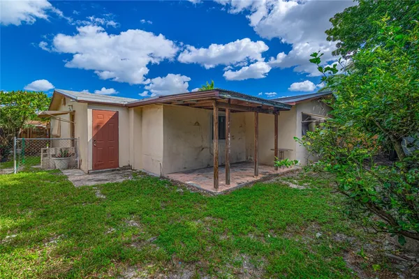 $2,950 | 6220 Southwest 9th Court, North Lauderdale, FL 33068
