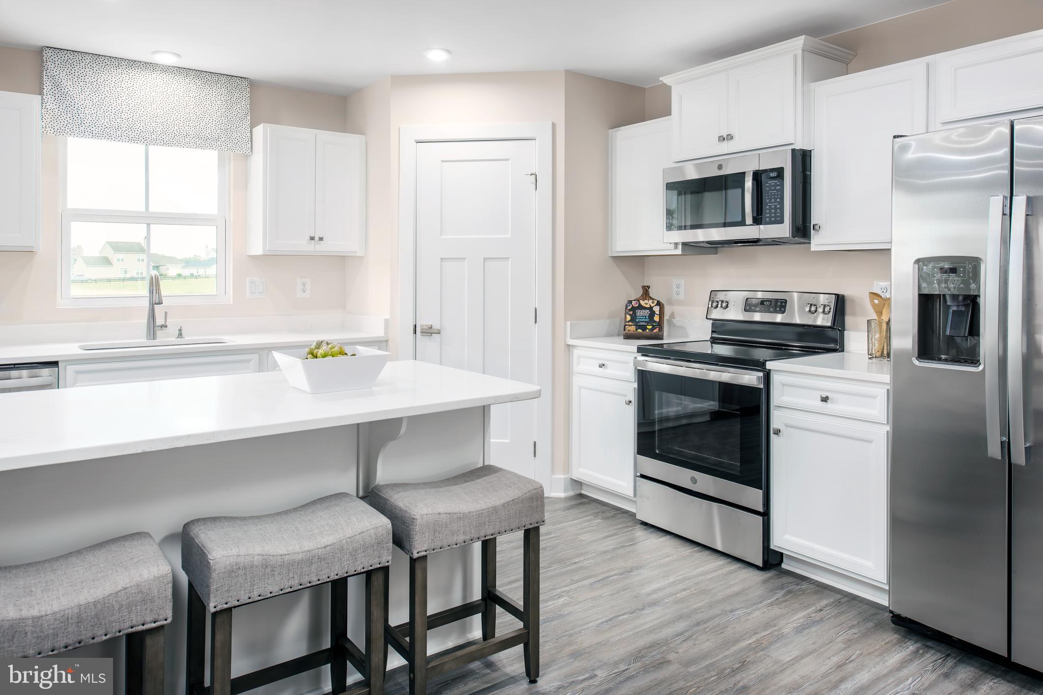 14200 Herring Run Brandywine, MD 20613 - Photo 12 of 30 KITCHEN