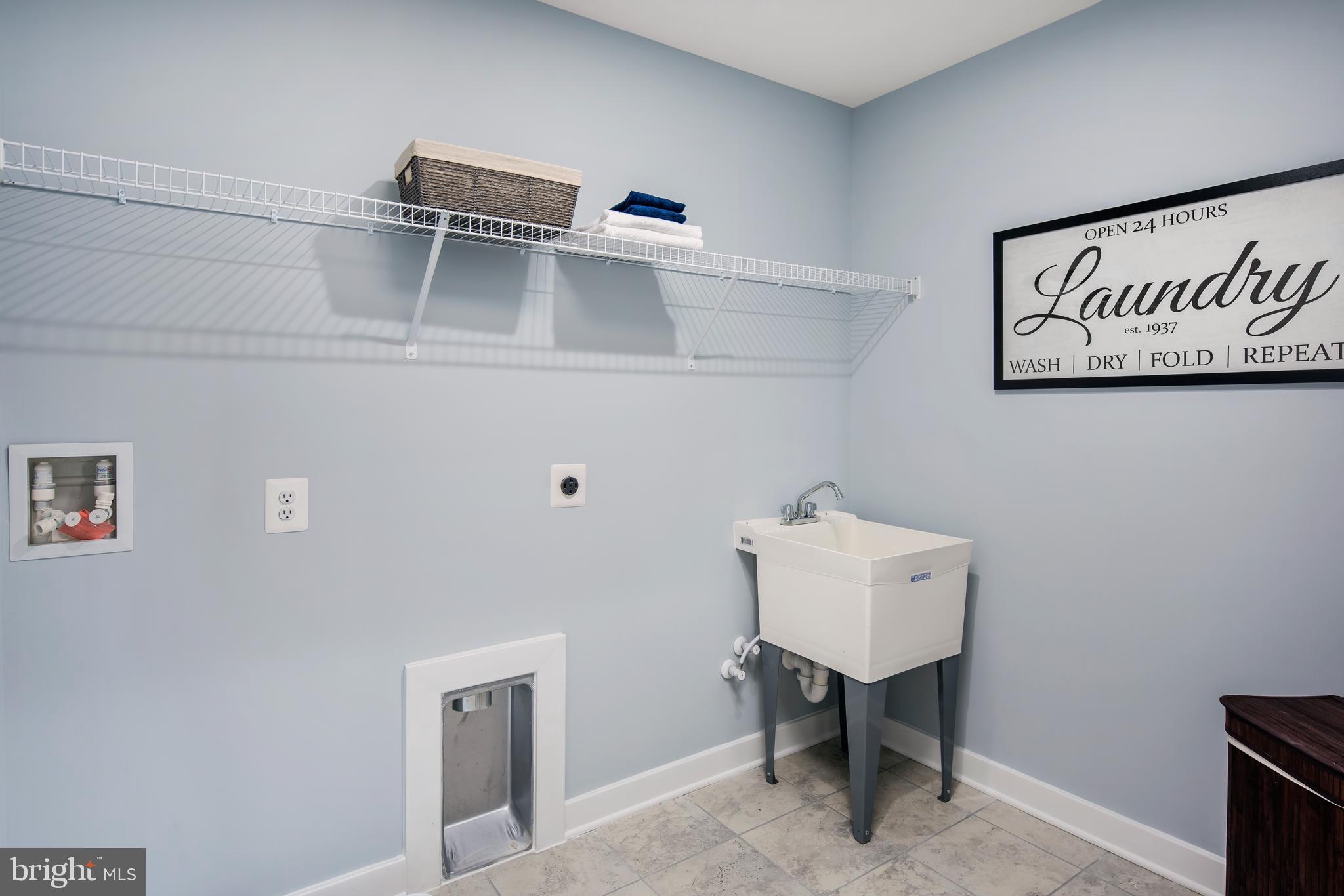 14200 Herring Run Brandywine, MD 20613 - Photo 14 of 30 LAUNDRY ROOM W/OPTIONAL TUB