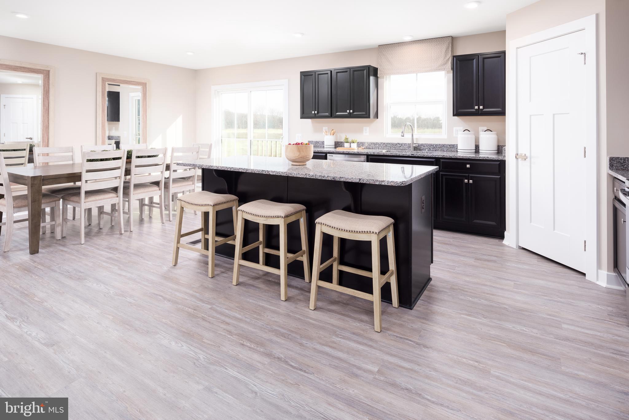 14200 Herring Run Brandywine, MD 20613 - Photo 22 of 30 KITCHEN W/DARK EXPRESS0 CABINETS