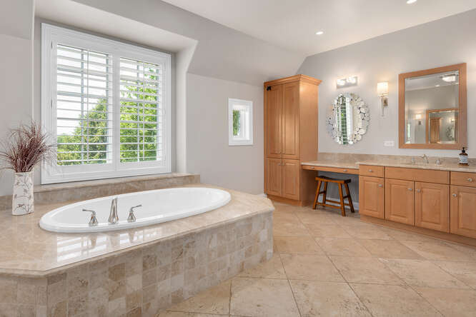 8 Willowcrest Drive Oak Brook, IL 60523 - Photo 23 of 37