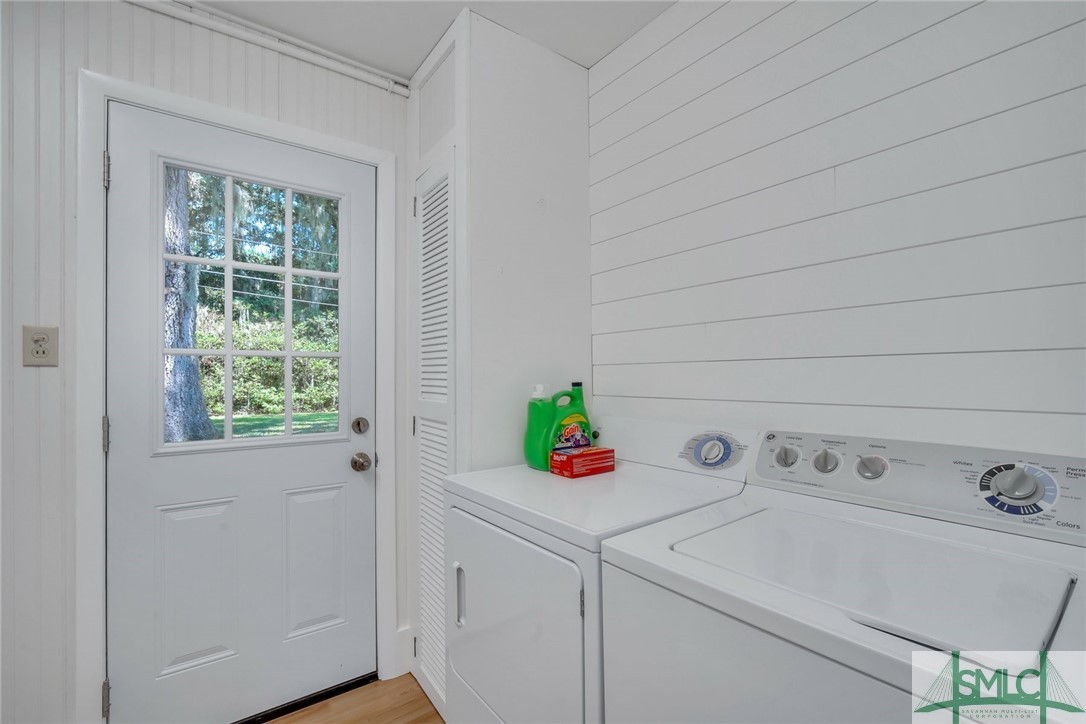 12403 Sunnybrook Road Savannah, GA 31419 - Photo 28 of 32 laundry room