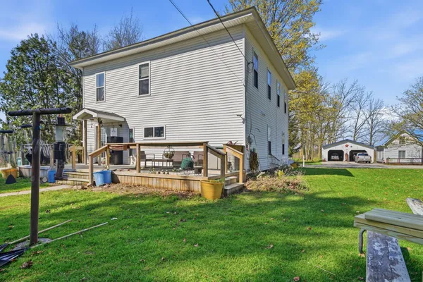 $249,999 | 9389 Foster Road, Fostoria, MI 48435