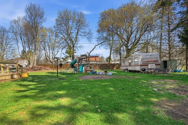 $249,999 | 9389 Foster Road, Fostoria, MI 48435