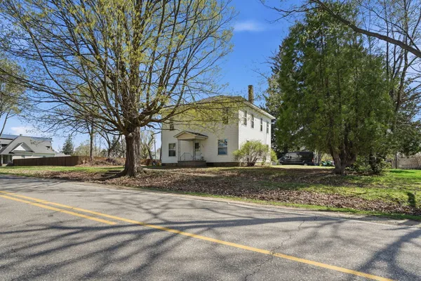 $249,999 | 9389 Foster Road, Fostoria, MI 48435