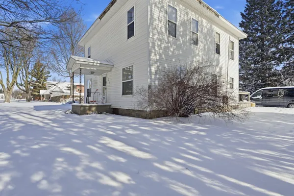 $249,999 | 9389 Foster Road, Fostoria, MI 48435