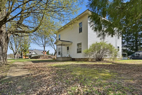 $249,999 | 9389 Foster Road, Fostoria, MI 48435