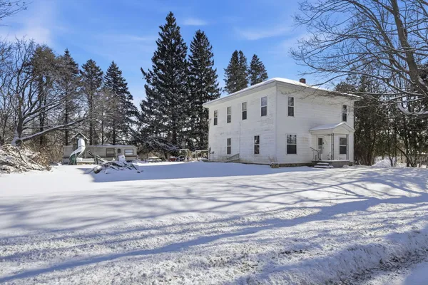 $249,999 | 9389 Foster Road, Fostoria, MI 48435