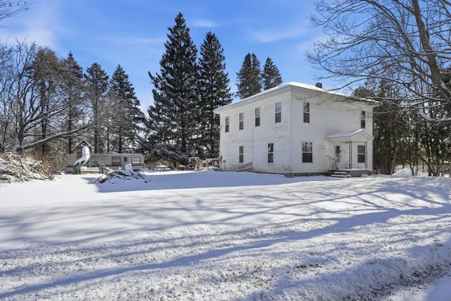 $275,000 | 9389 Foster Road, Fostoria, MI 48435