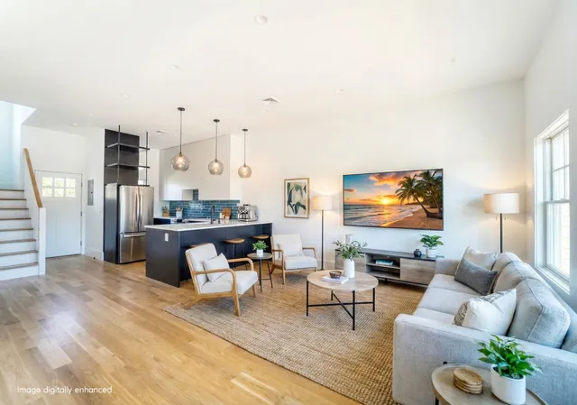 $699,000 | 68 Foster Avenue, Unit 4, Hampton Bays, NY 11946