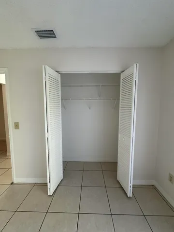 $1,400 | 948 Louisiana Avenue, Sebastian, FL 32958