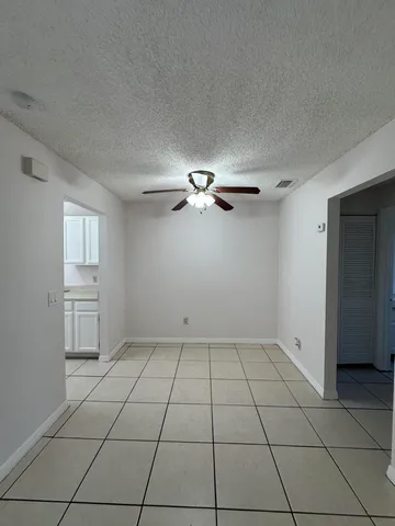 $1,400 | 948 Louisiana Avenue, Sebastian, FL 32958