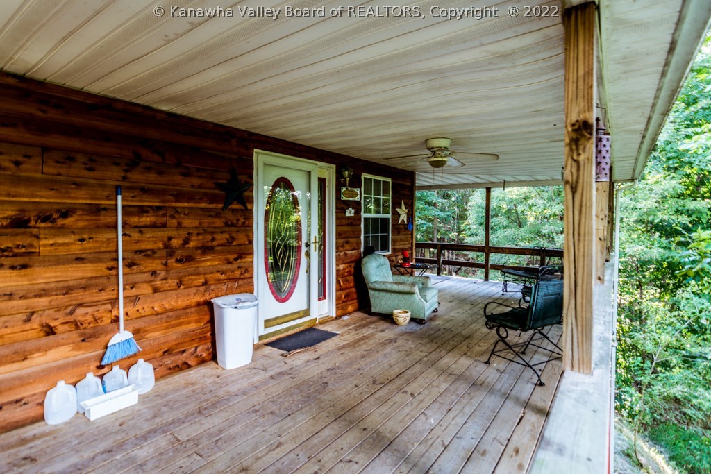 634 Backwaters Drive Letart, WV 25253 - Photo 4 of 30 Gallery Image 4