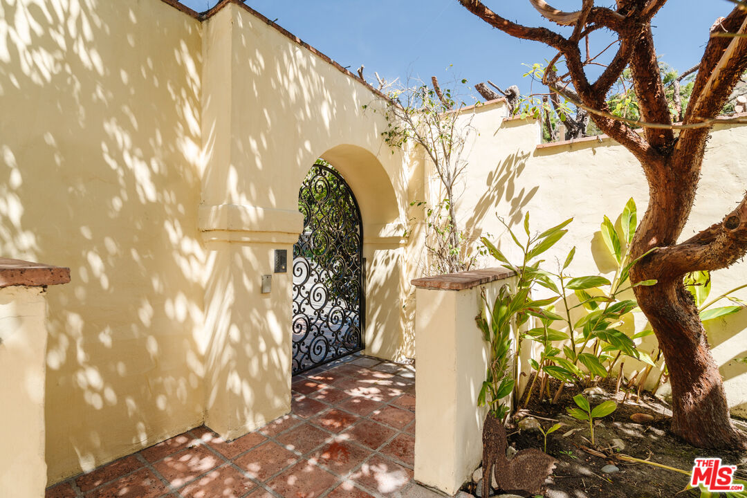 35145 Beach Road Dana Point, CA 92624 - Photo 7 of 57