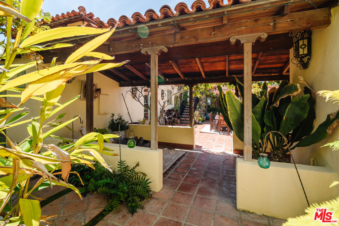 35145 Beach Road Dana Point, CA 92624 - Photo 8 of 57