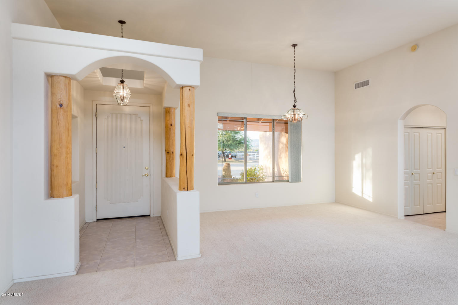 611 West Restin Road Phoenix, AZ 85086 - Photo 7 of 48 611 W Restin Rd - MLS-10