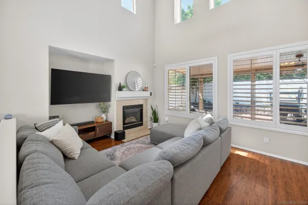 $679,900 | 43165 Sereno Drive, Temecula, CA 92592