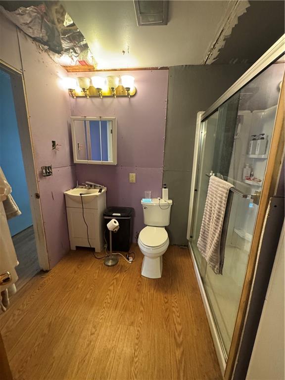 215 Maple Street Kittanning, PA 16201 - Photo 20 of 39 a bathroom with a sink mirror vanity and toilet