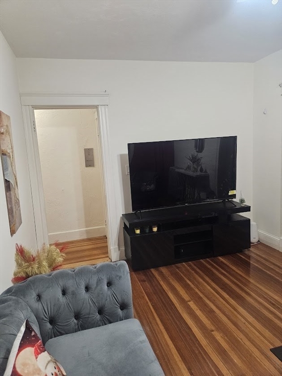 20 Fairmount Street Boston, MA 02124 - Photo 21 of 32