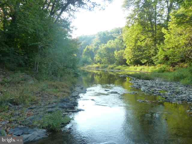 849 Creek Road Newport, PA 17074 - Photo 13 of 17 Gallery Image 13