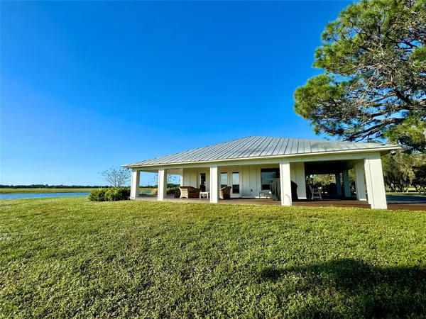 $2,195,000 | 14151 Center Street, Okeechobee, FL 34974