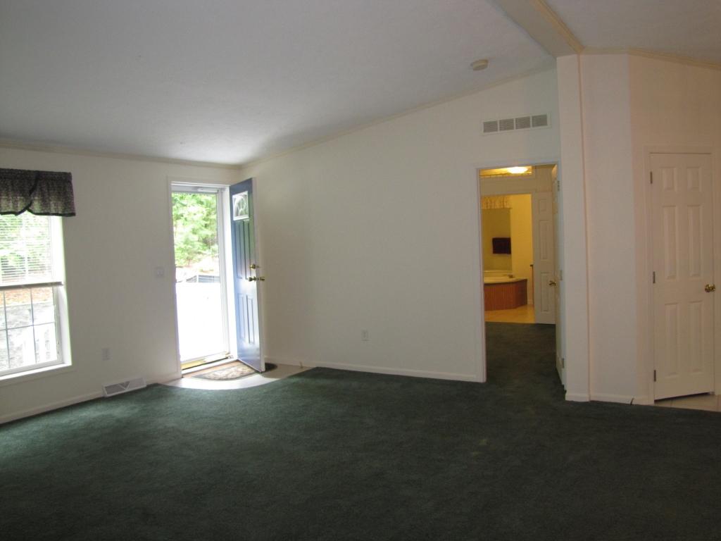 110 Old Post Road Moneta, VA 24121 - Photo 11 of 99 Great Rm-Mstr BR Entrance