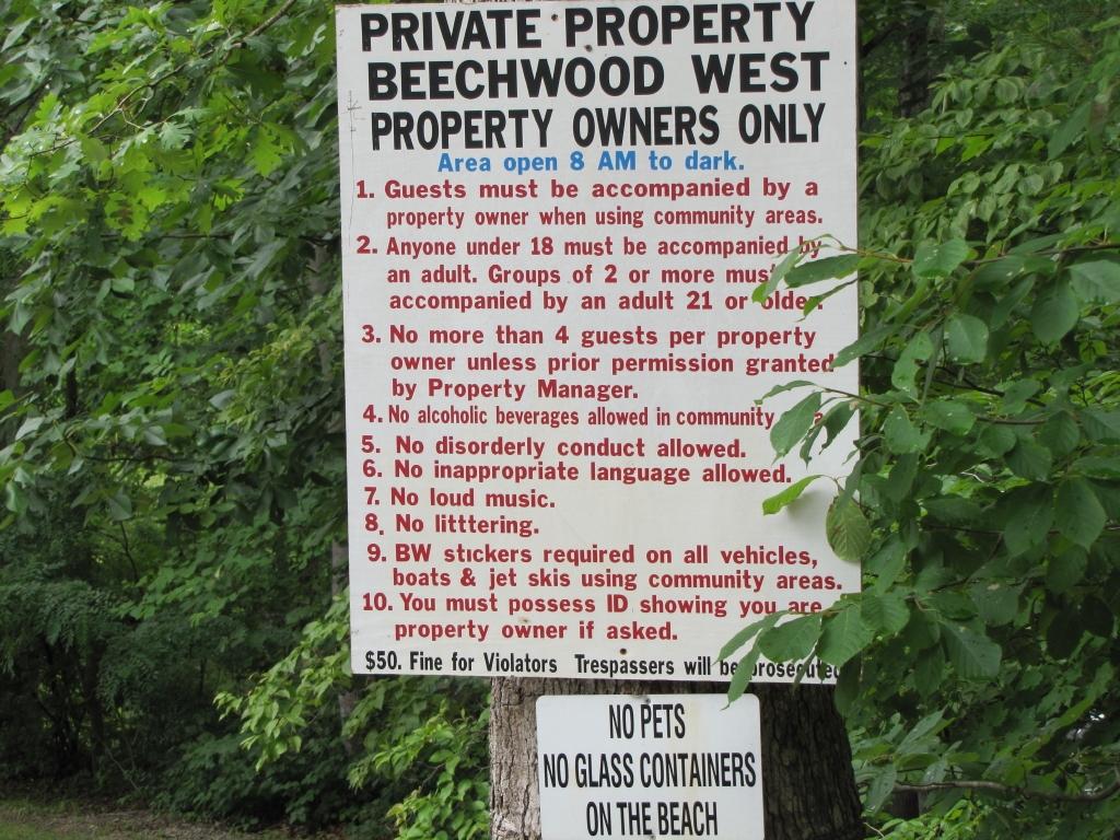 110 Old Post Road Moneta, VA 24121 - Photo 60 of 99 a sign on the side of a building