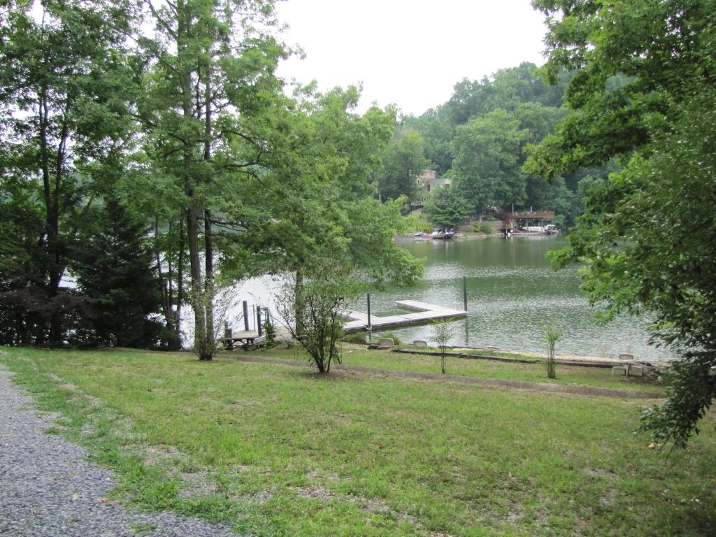 110 Old Post Road Moneta, VA 24121 - Photo 62 of 99 a view of a park with large trees