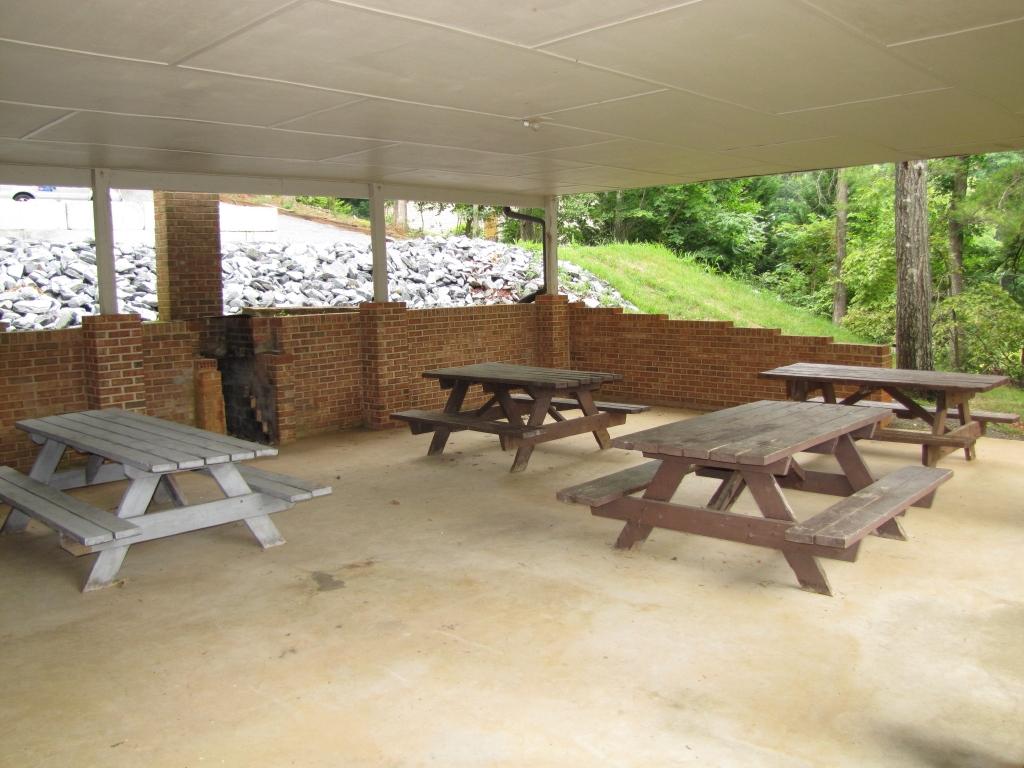 110 Old Post Road Moneta, VA 24121 - Photo 77 of 99 Waterfront Pavilion- Picnic Areas