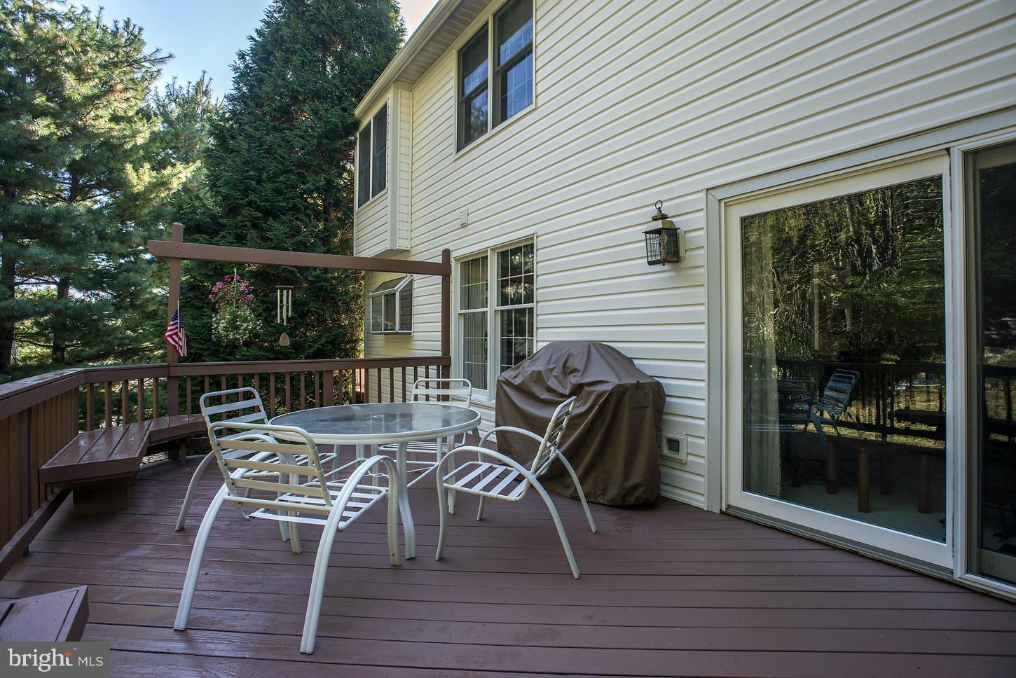 242 Hunters Ridge Road Lutherville-Timonium, MD 21093 - Photo 28 of 30 Exterior (Rear)