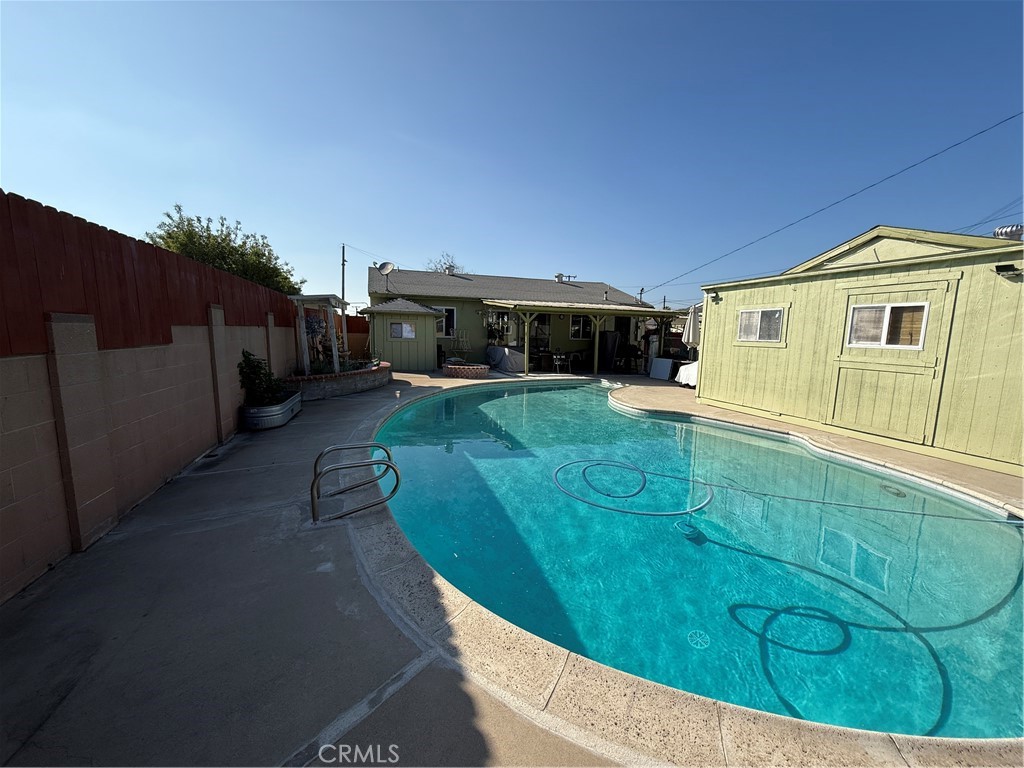 110 Rigsby Street La Habra, CA 90631 - Photo 32 of 41 Floaters paradise
