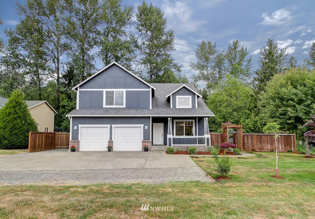 6218 Northeast 7th Court Renton, WA 98059 - Photo 2 of 21 Gallery Image 2