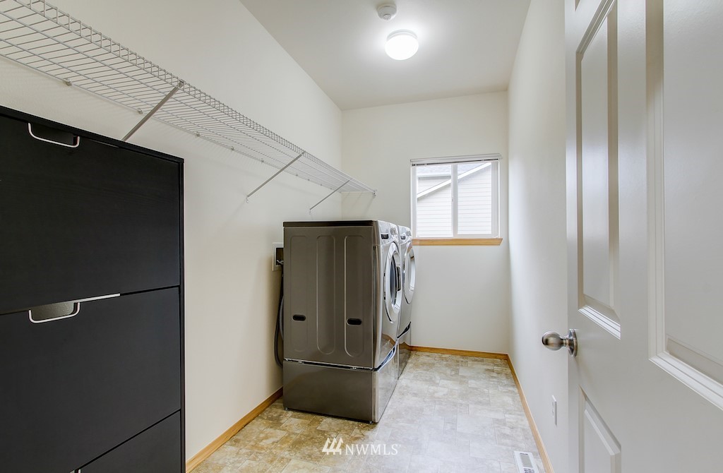 6218 Northeast 7th Court Renton, WA 98059 - Photo 15 of 21 Gallery Image 15