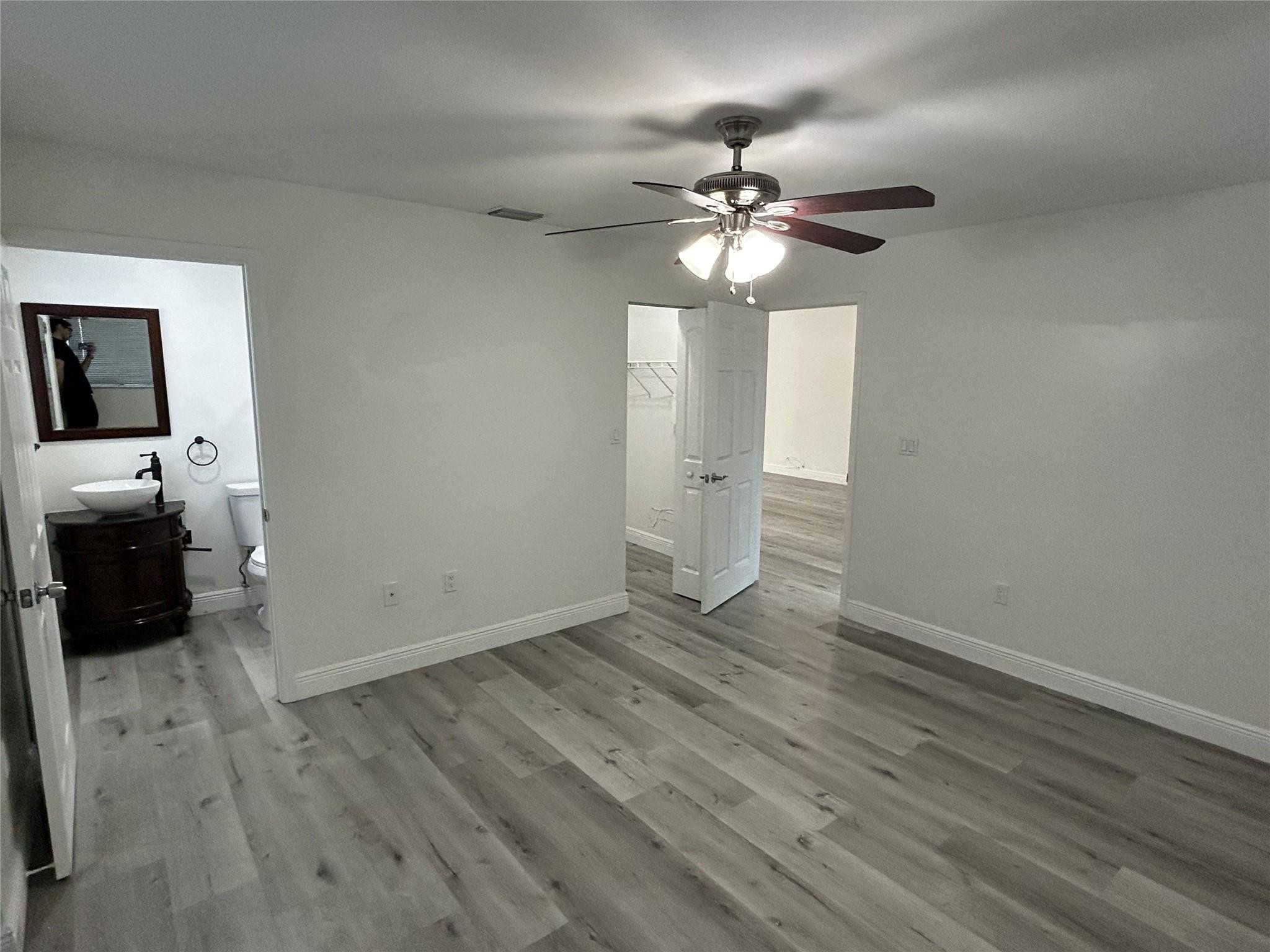 10420 Southwest 207th Street Cutler Bay, FL 33189 - Photo 5 of 12 Photo 5