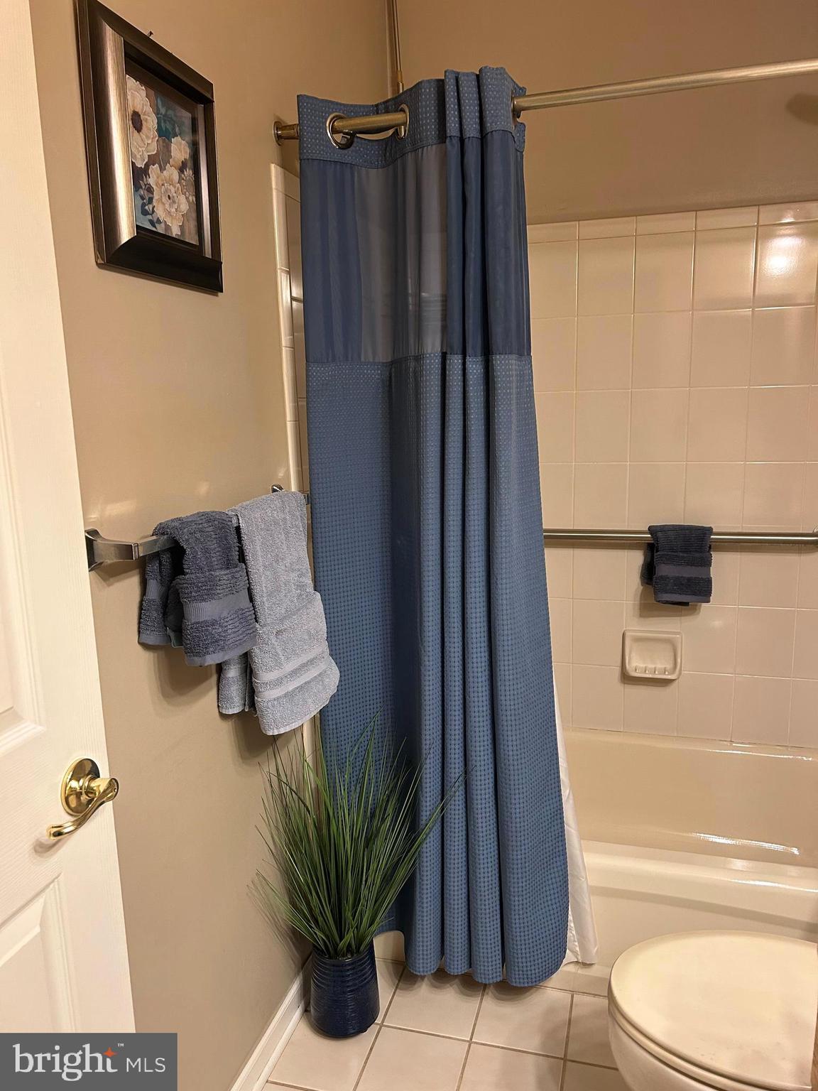 111 Kyle Way Ewing, NJ 08628 - Photo 22 of 25 Hall Bath