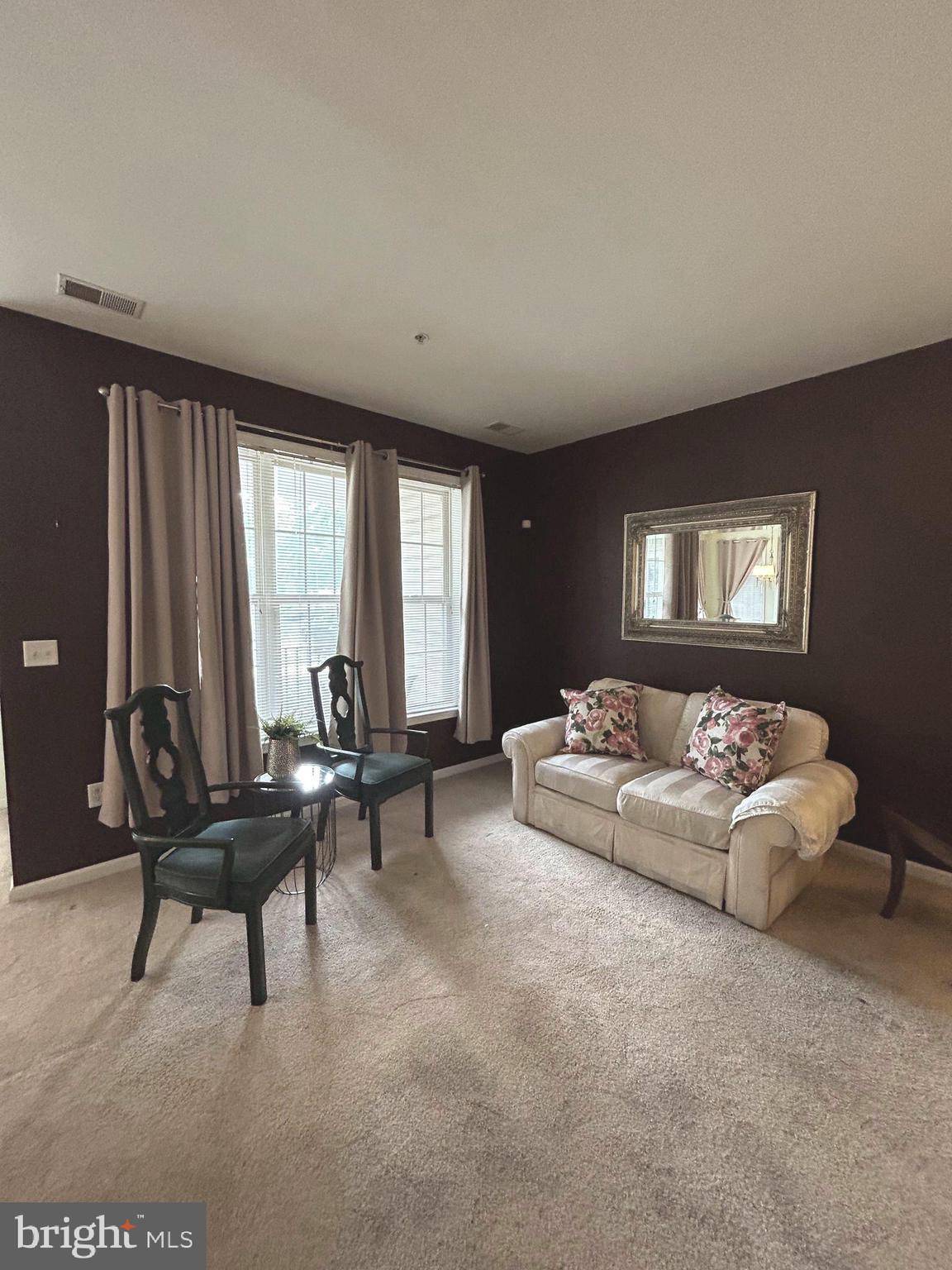 111 Kyle Way Ewing, NJ 08628 - Photo 9 of 25 Living room Area