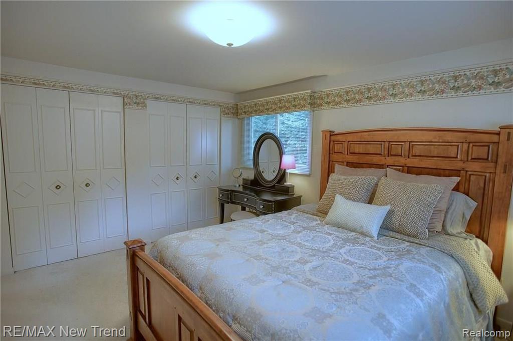 28620 Westerleigh Road Farmington Hills, MI 48334 - Photo 15 of 23