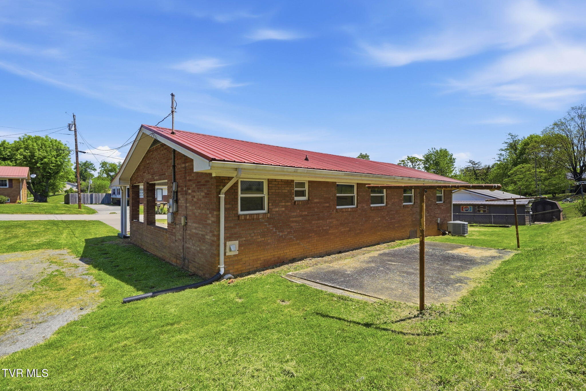 212 Alderman Drive Greeneville, TN 37745 - Photo 21 of 28 14-web-or-mls-212 Alderman Dr-21