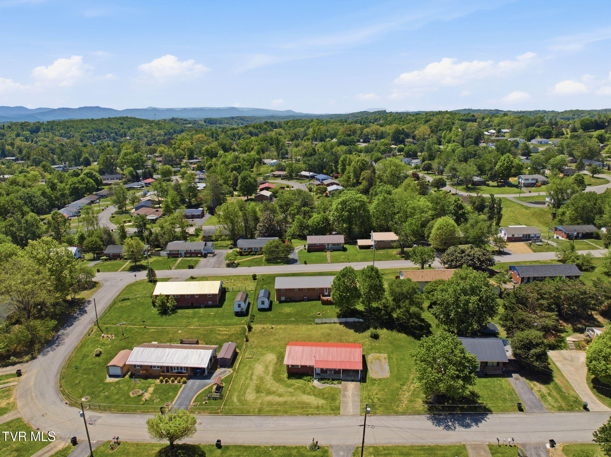 212 Alderman Drive Greeneville, TN 37745 - Photo 24 of 28 16-web-or-mls-212 Alderman Dr-23