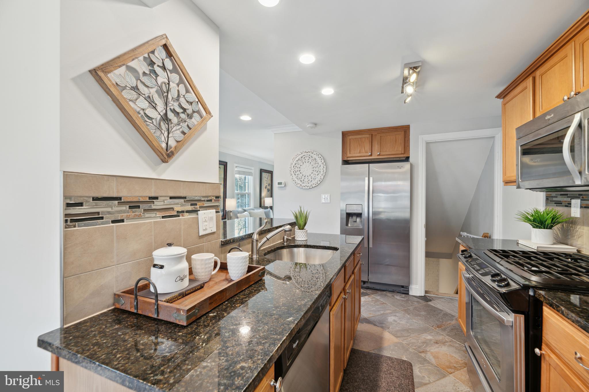 5921 Monticello Road Alexandria, VA 22303 - Photo 10 of 40 Great cook's kitchenopen to family room and dining