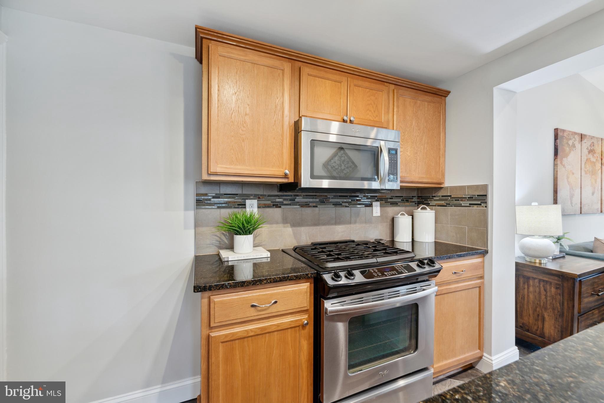 5921 Monticello Road Alexandria, VA 22303 - Photo 11 of 40 Stainless steel appliances, lots of storage