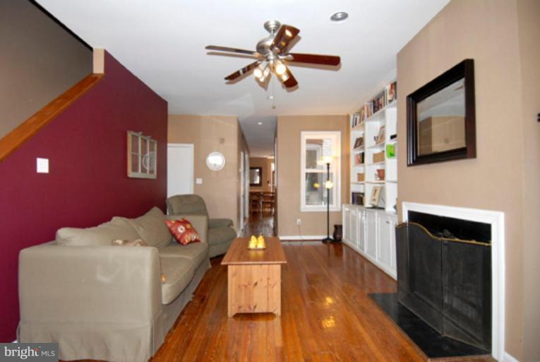 1007 E Street Northeast Washington, DC 20002 - Photo 4 of 21 Living Room #3